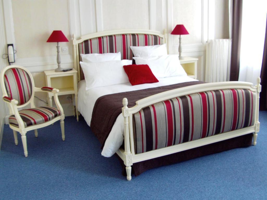 Le Grand Hotel Cherbourg-en-Cotentin Room photo